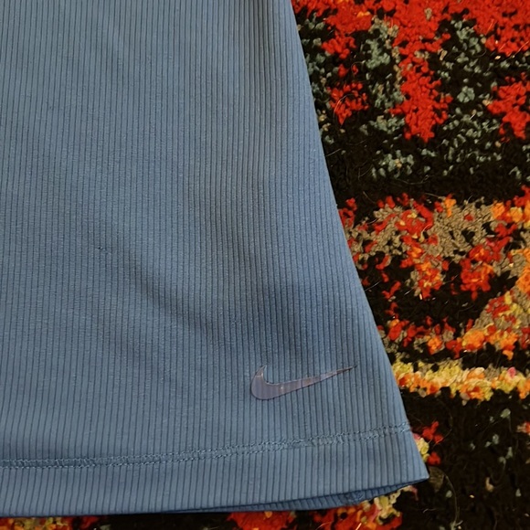 🍄Nike• Dri Fit Blue Razorback Tank Top - Picture 3 of 5